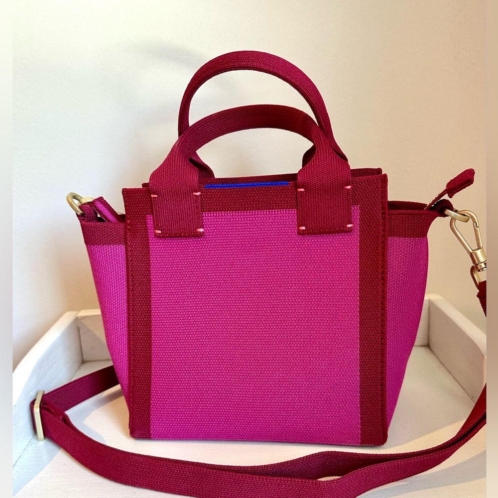 Stylish Pink Rothy’s Mini Crossbody Bag